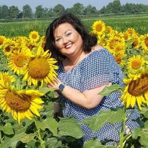 Meet your Posher, Joy